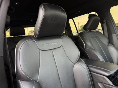2023 Jeep Grand Cherokee Overland 4x4