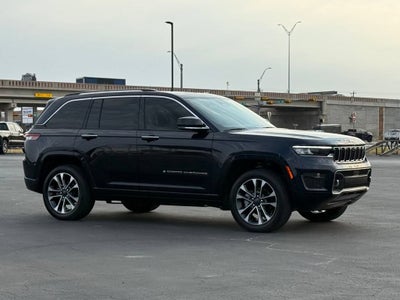 2023 Jeep Grand Cherokee Overland 4x4