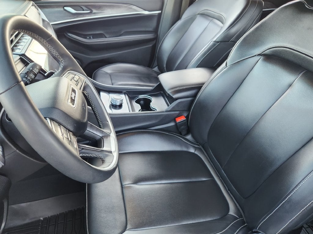 2023 Jeep Grand Cherokee L Limited 4x2