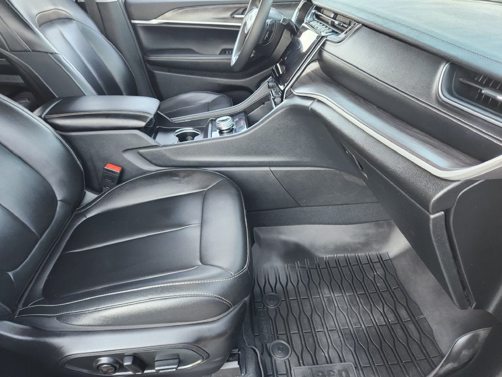 2023 Jeep Grand Cherokee L Limited 4x2