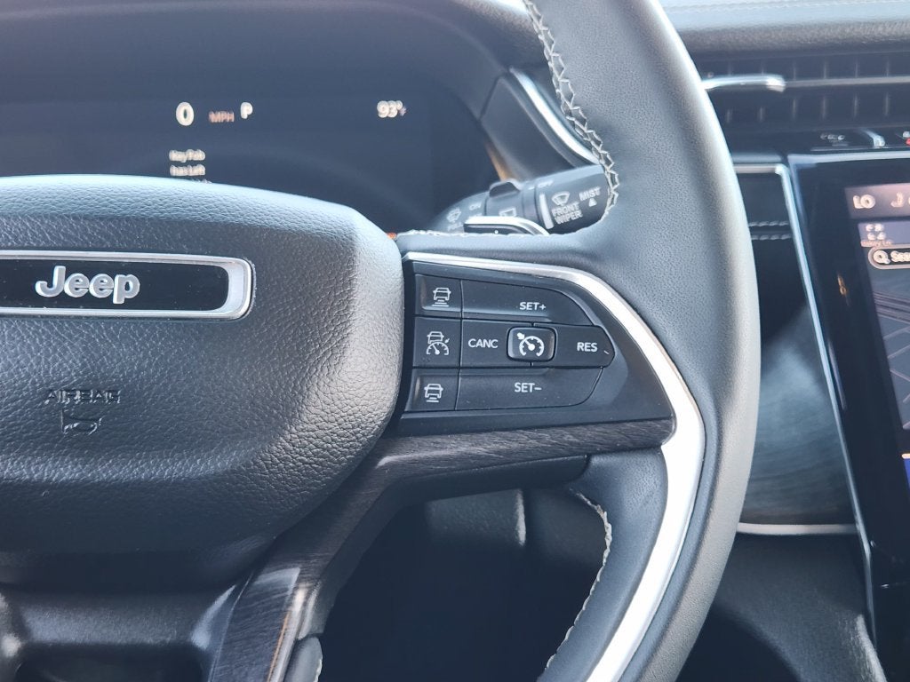 2023 Jeep Grand Cherokee L Limited 4x2