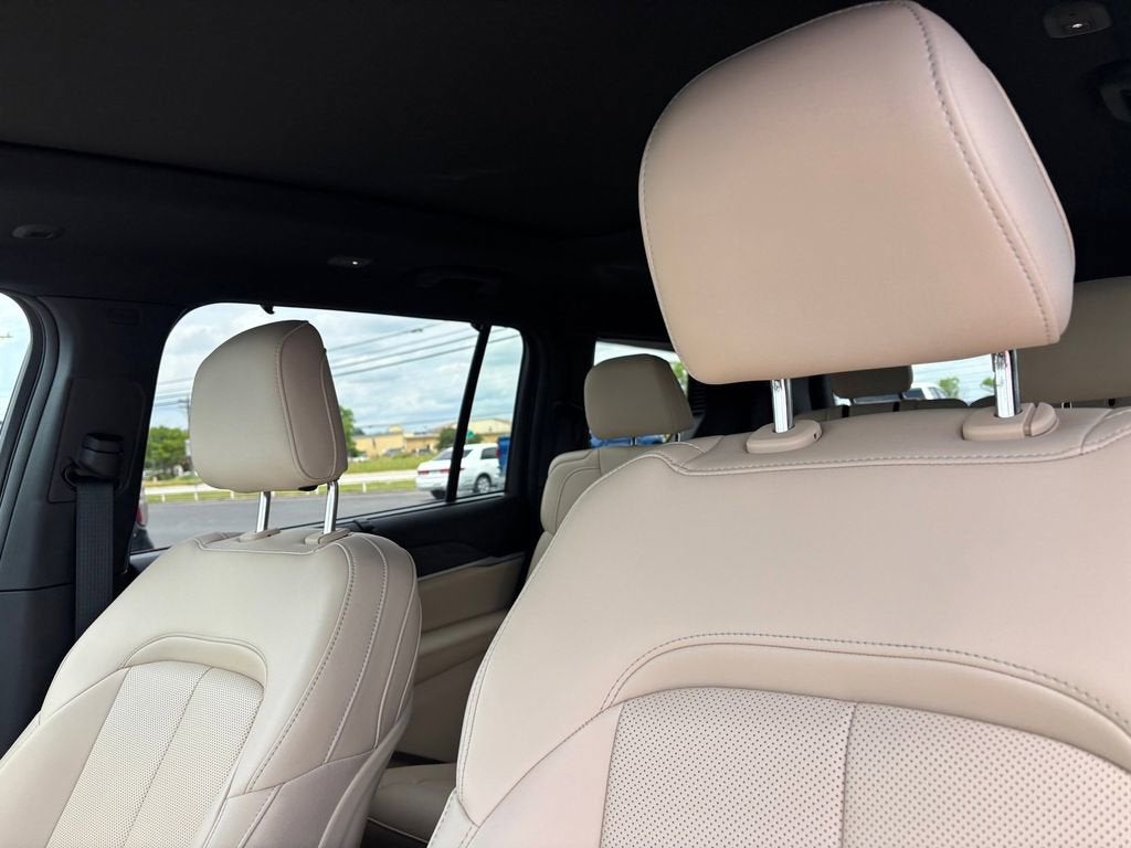 2025 Jeep Grand Cherokee L Limited 4x4