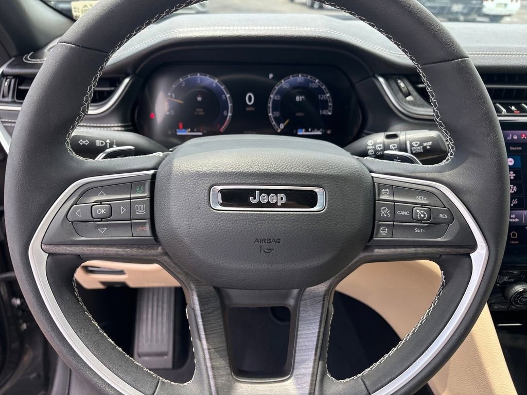 2025 Jeep Grand Cherokee L Limited 4x4