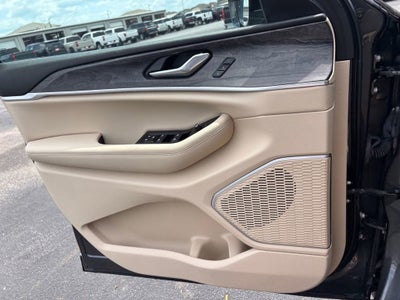 2025 Jeep Grand Cherokee L Limited 4x4