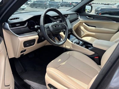 2025 Jeep Grand Cherokee L Limited 4x4