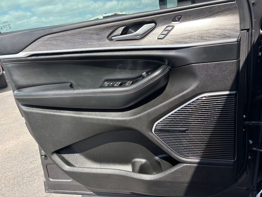 2022 Jeep Grand Cherokee L Overland