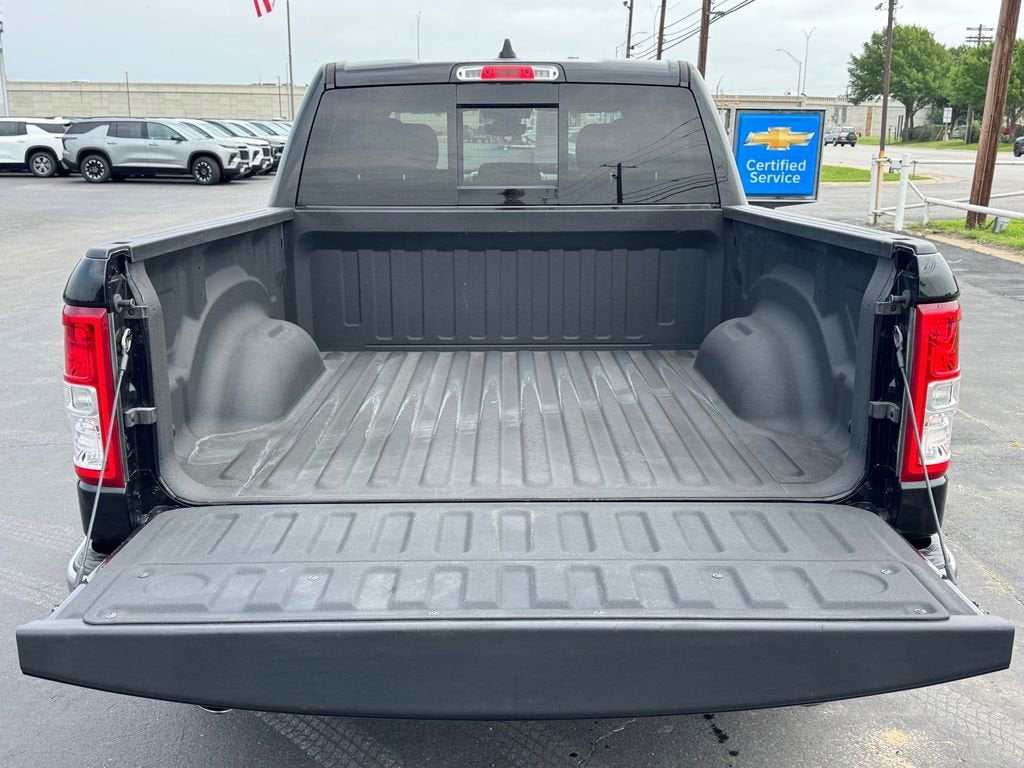 2022 RAM 1500 Lone Star Crew Cab 4x4 5'7" Box