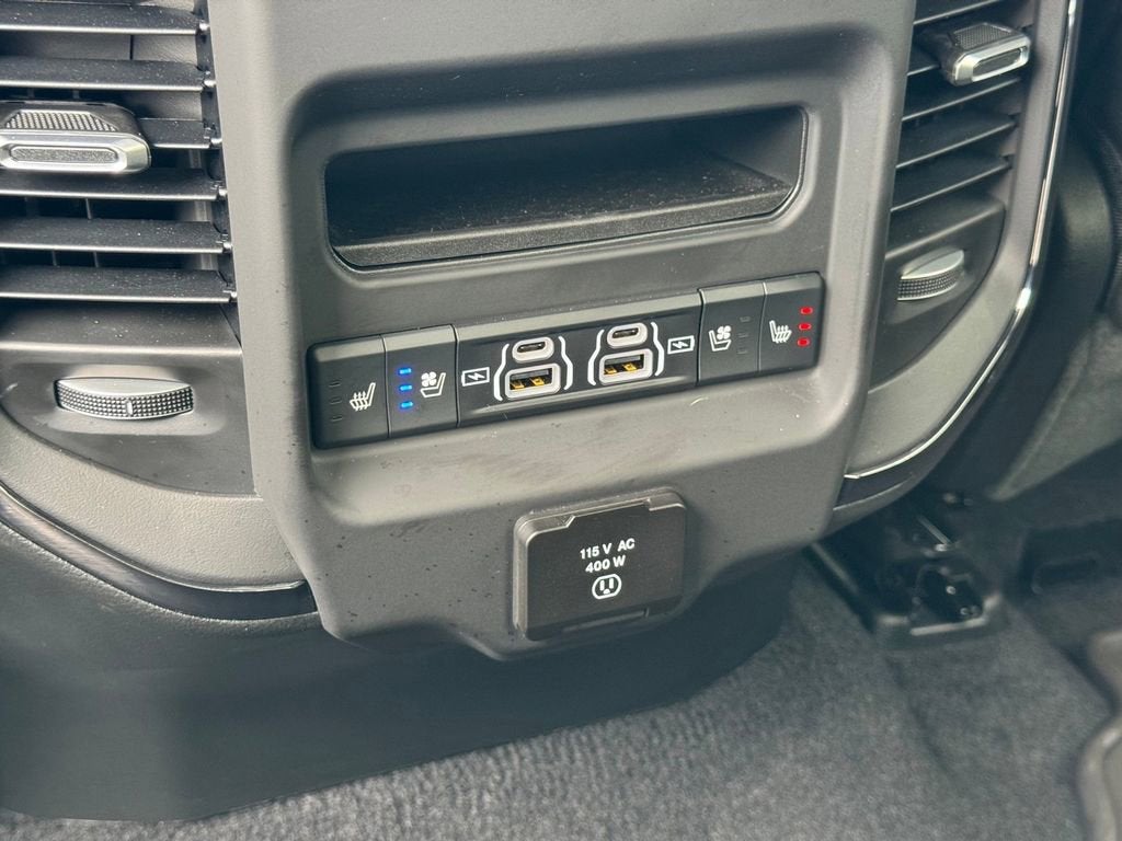 2026 RAM 1500 Limited Crew Cab 4x4 5'7" Box