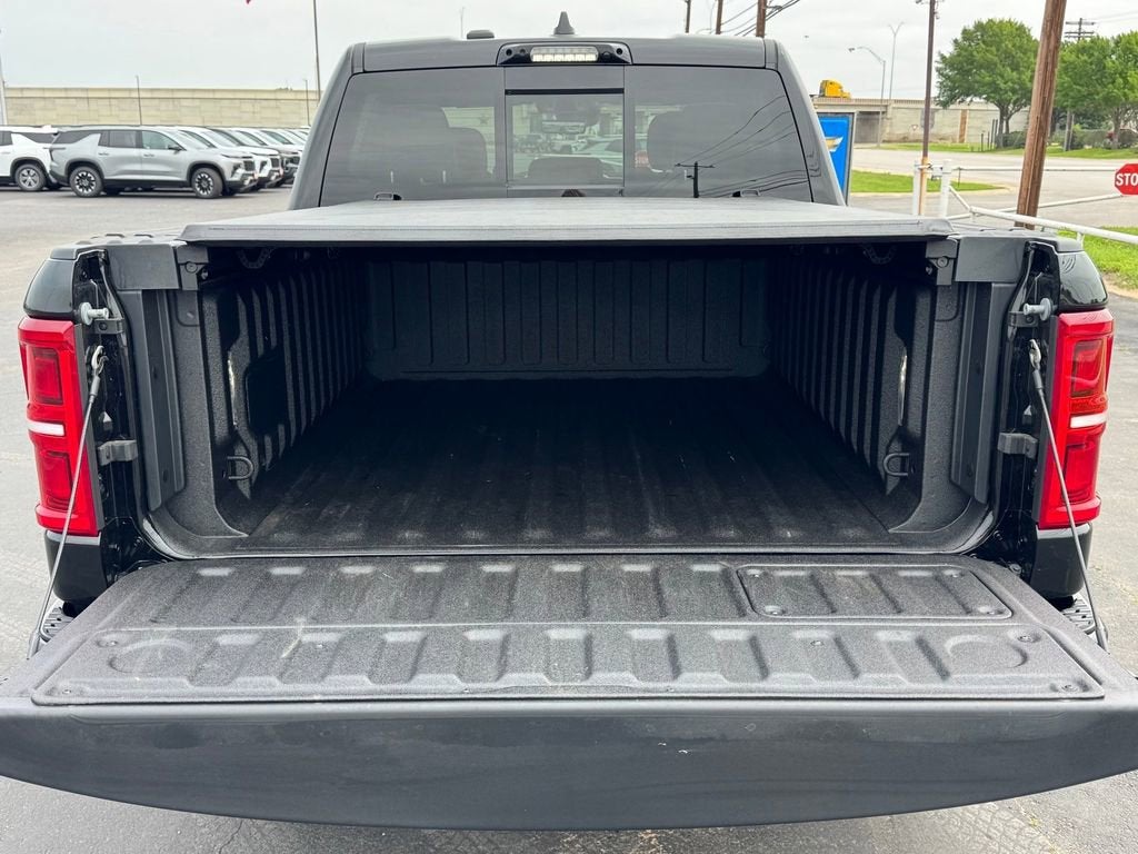 2026 RAM 1500 Limited Crew Cab 4x4 5'7" Box