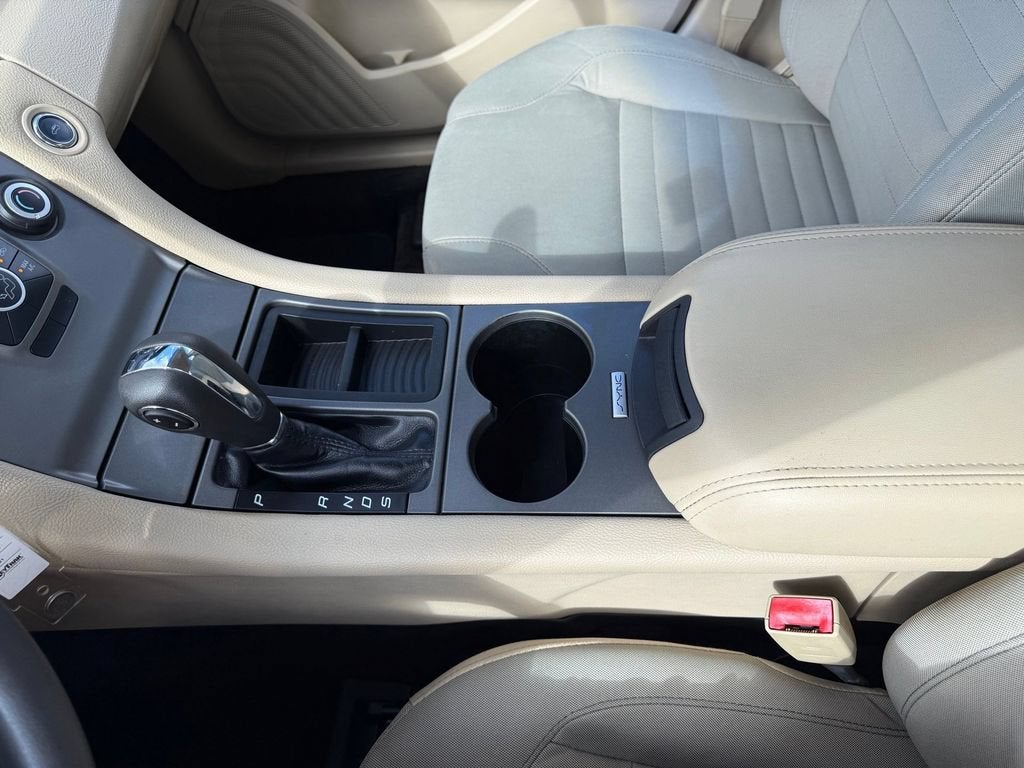 2016 Ford Taurus SE