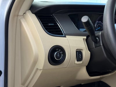 2016 Ford Taurus SE