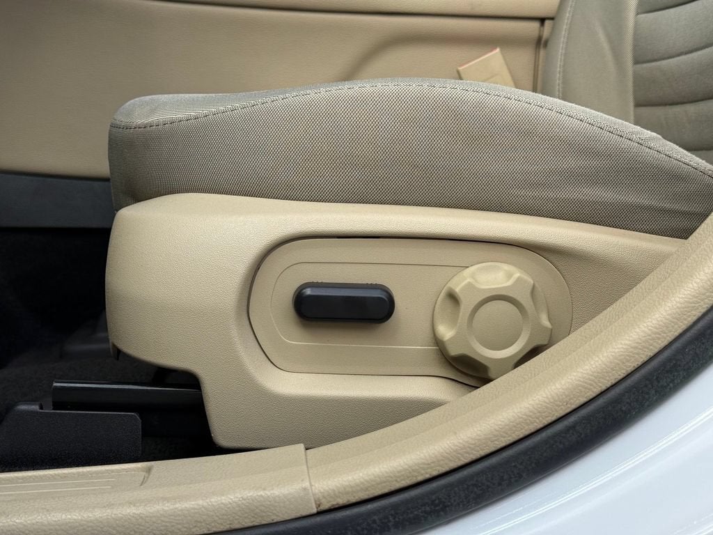 2016 Ford Taurus SE