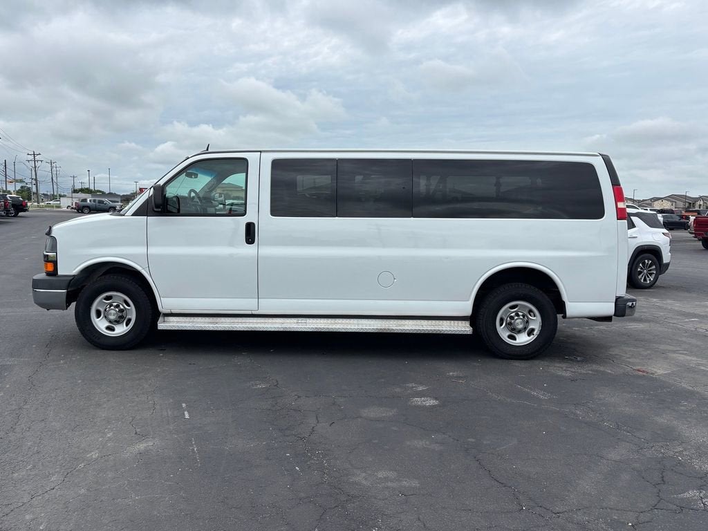 2015 Chevrolet Express Passenger 3500 LT