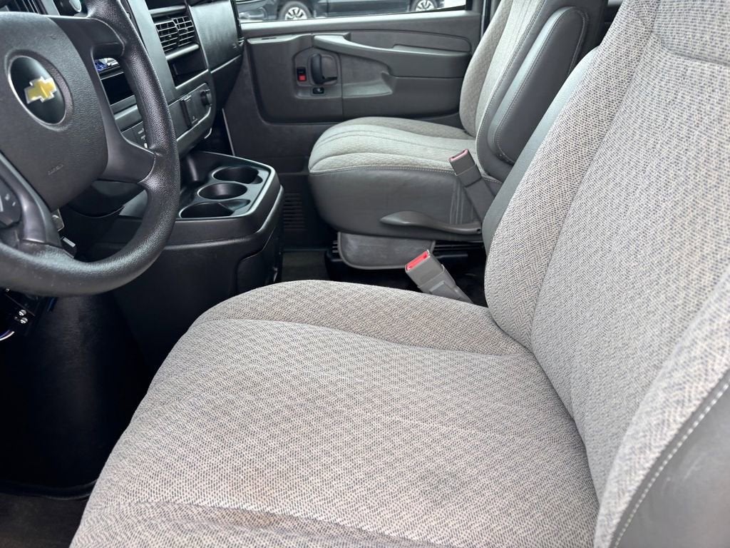 2015 Chevrolet Express Passenger 3500 LT