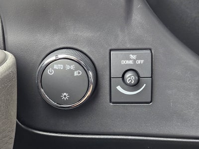 2025 Chevrolet Express Passenger 1LS