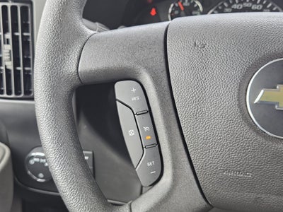2025 Chevrolet Express Passenger 1LS