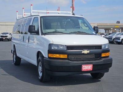 2025 Chevrolet Express Passenger 1LS