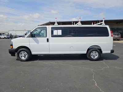 2025 Chevrolet Express Passenger 1LS