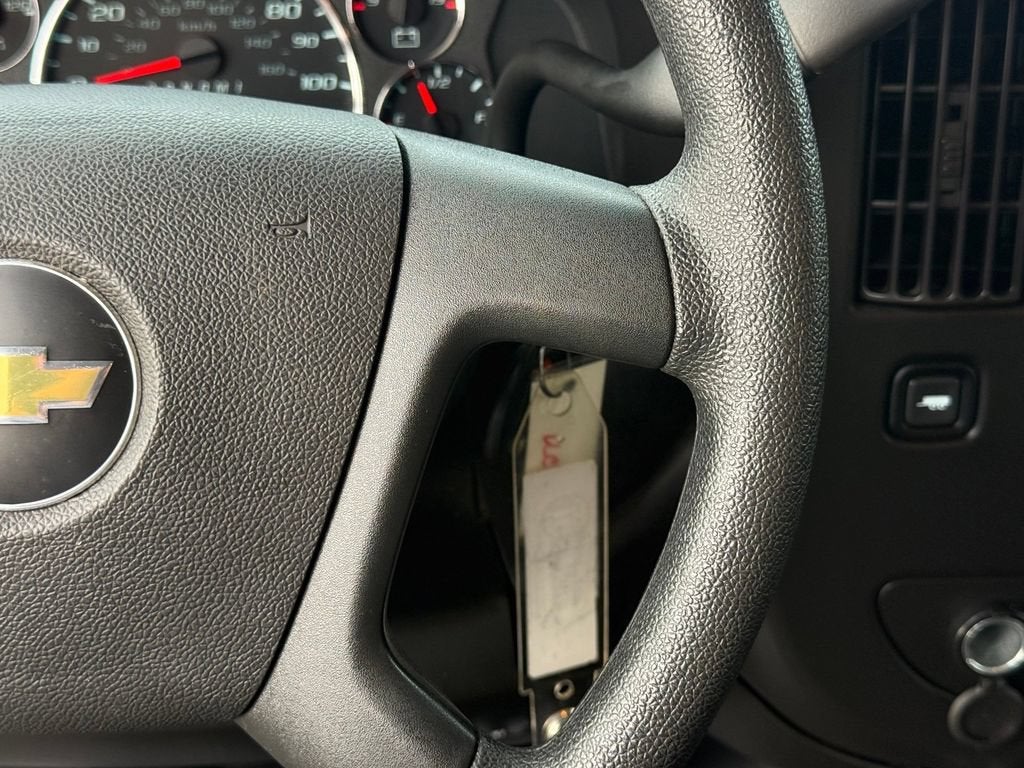 2024 Chevrolet Express Passenger 3500 1LT