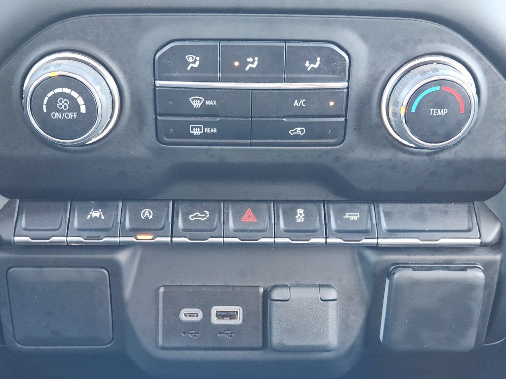 2024 Chevrolet Silverado 1500 Custom