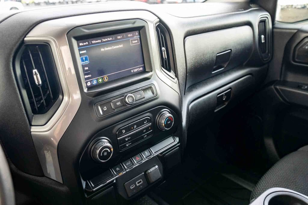 2022 Chevrolet Silverado 1500 LTD Custom