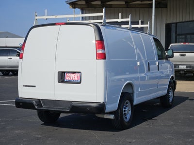 2025 Chevrolet Express Cargo WT