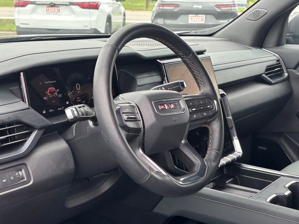 2025 GMC Acadia AT4