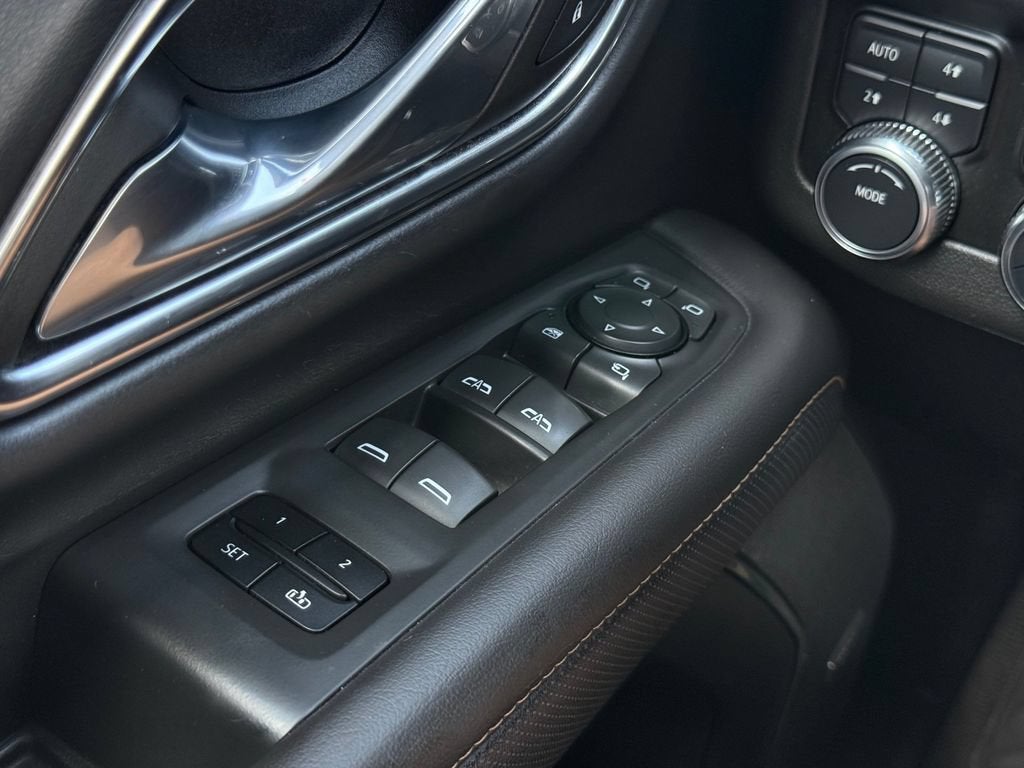 2023 GMC Yukon AT4
