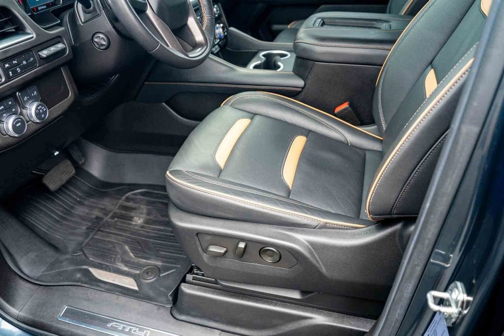 2021 GMC Yukon XL AT4