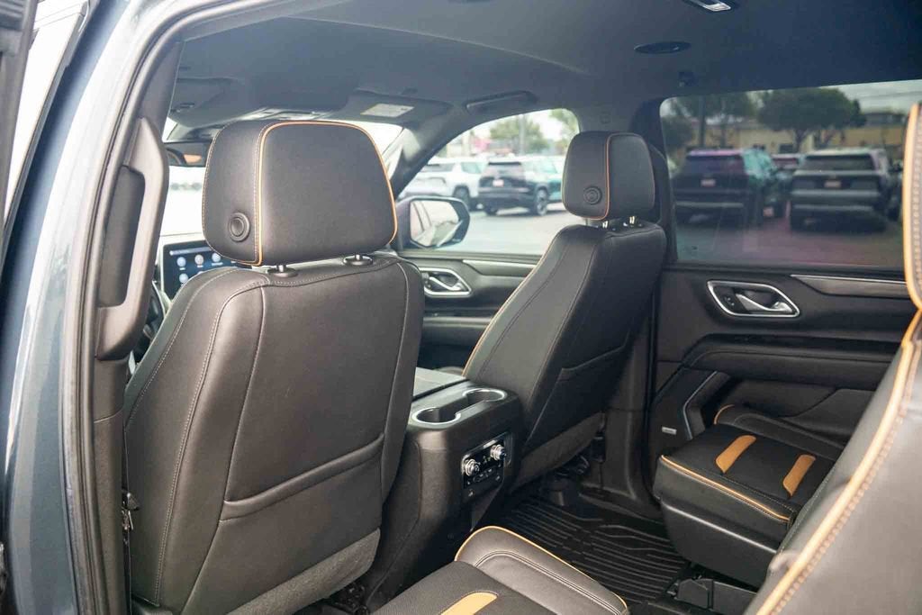 2021 GMC Yukon XL AT4