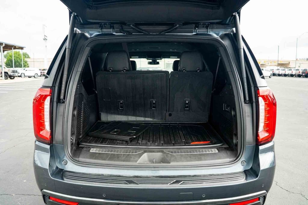 2021 GMC Yukon XL AT4