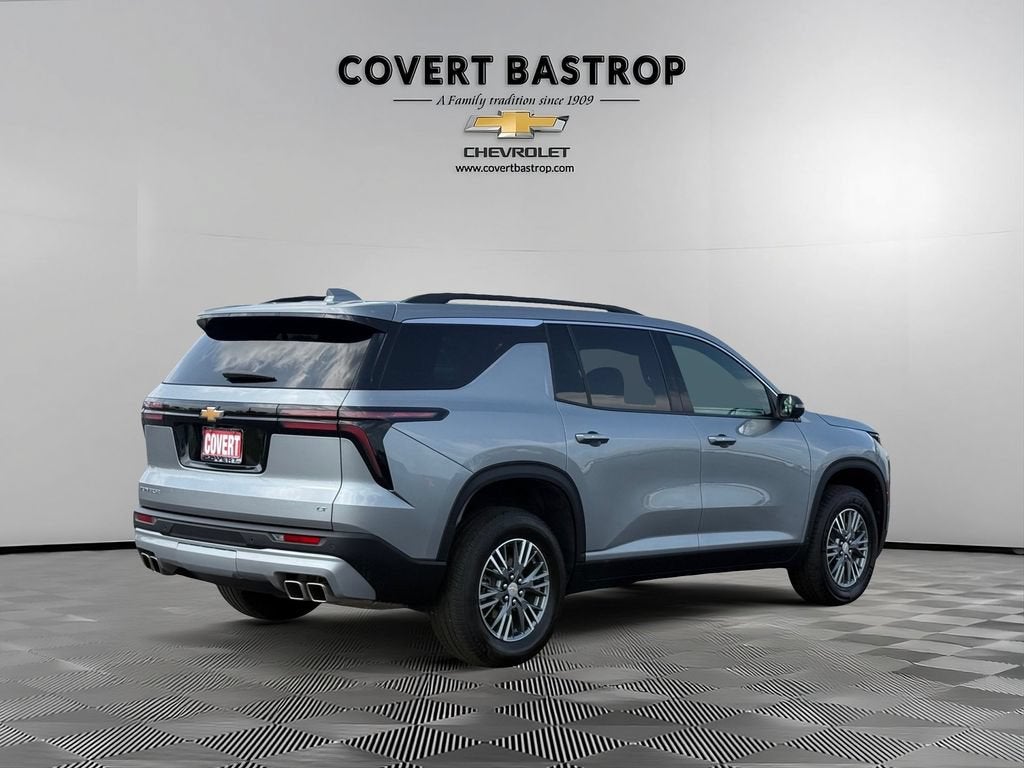 2024 Chevrolet Traverse LT