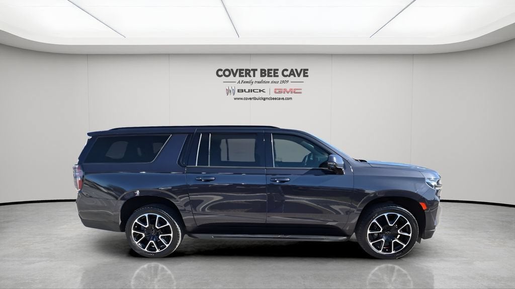 2022 Chevrolet Suburban RST