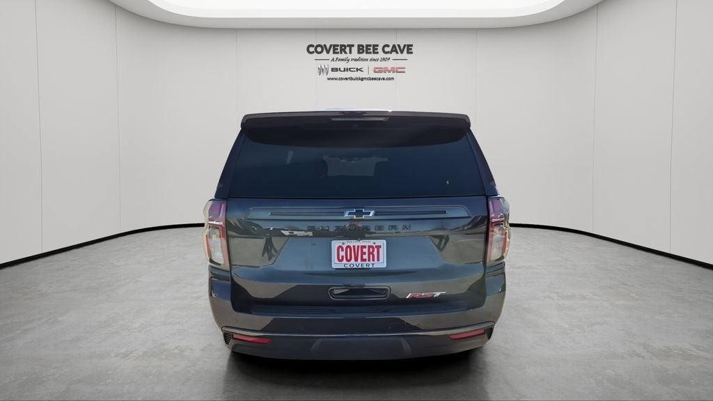 2022 Chevrolet Suburban RST