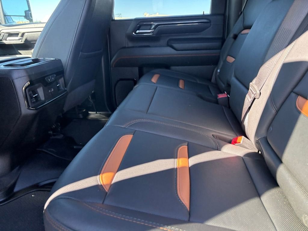 2025 GMC Sierra 2500 HD AT4