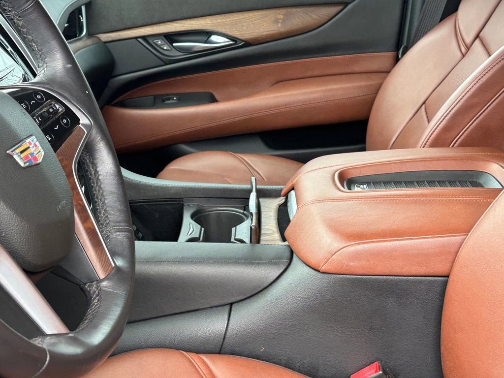 2020 Cadillac Escalade Luxury