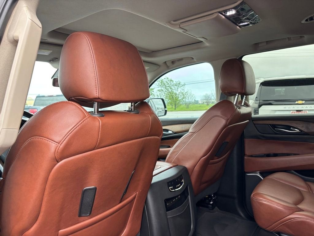 2020 Cadillac Escalade Luxury