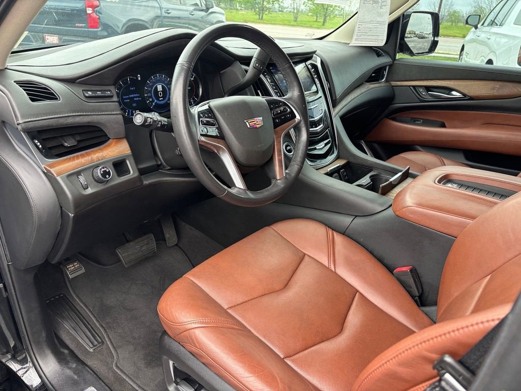 2020 Cadillac Escalade Luxury