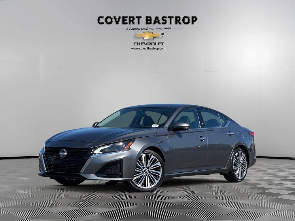 2023 Nissan Altima SL FWD