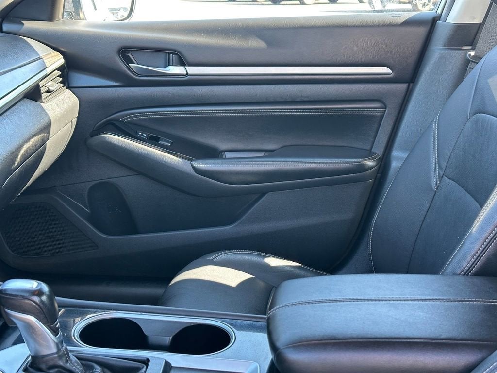 2023 Nissan Altima SL FWD