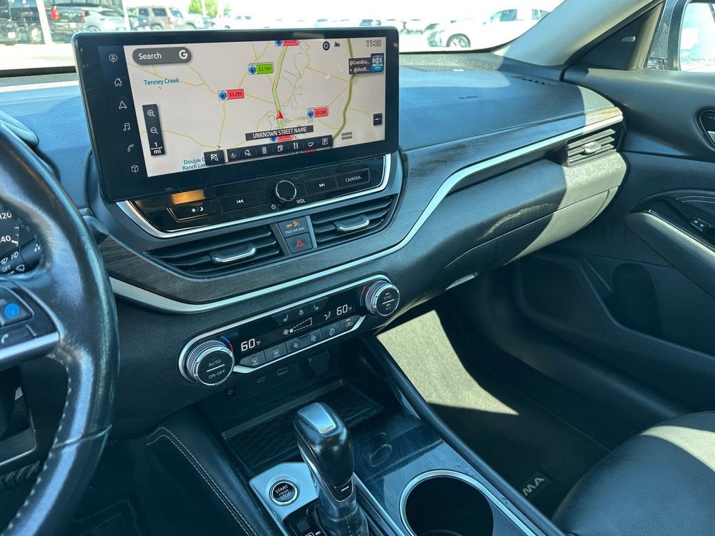 2023 Nissan Altima SL FWD