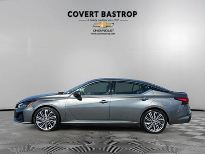 2023 Nissan Altima SL FWD