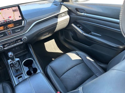 2023 Nissan Altima SL FWD