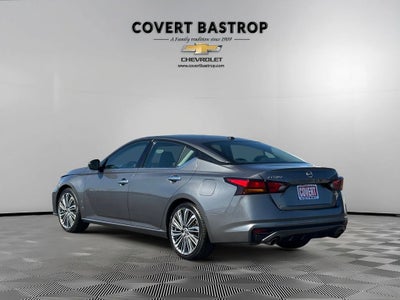 2023 Nissan Altima SL FWD