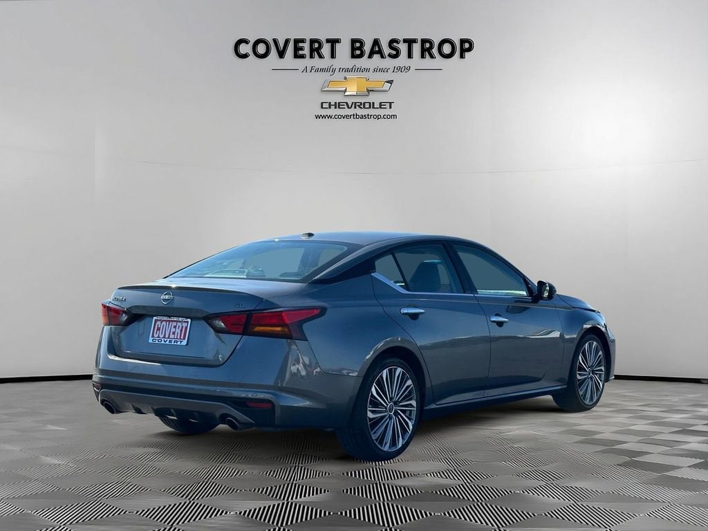 2023 Nissan Altima SL FWD