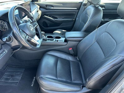 2023 Nissan Altima SL FWD