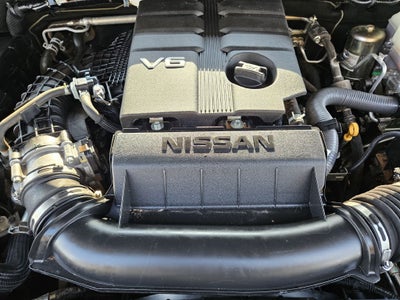 2022 Nissan Frontier Crew Cab PRO-X 4x2