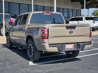 2022 Nissan Frontier Crew Cab PRO-X 4x2