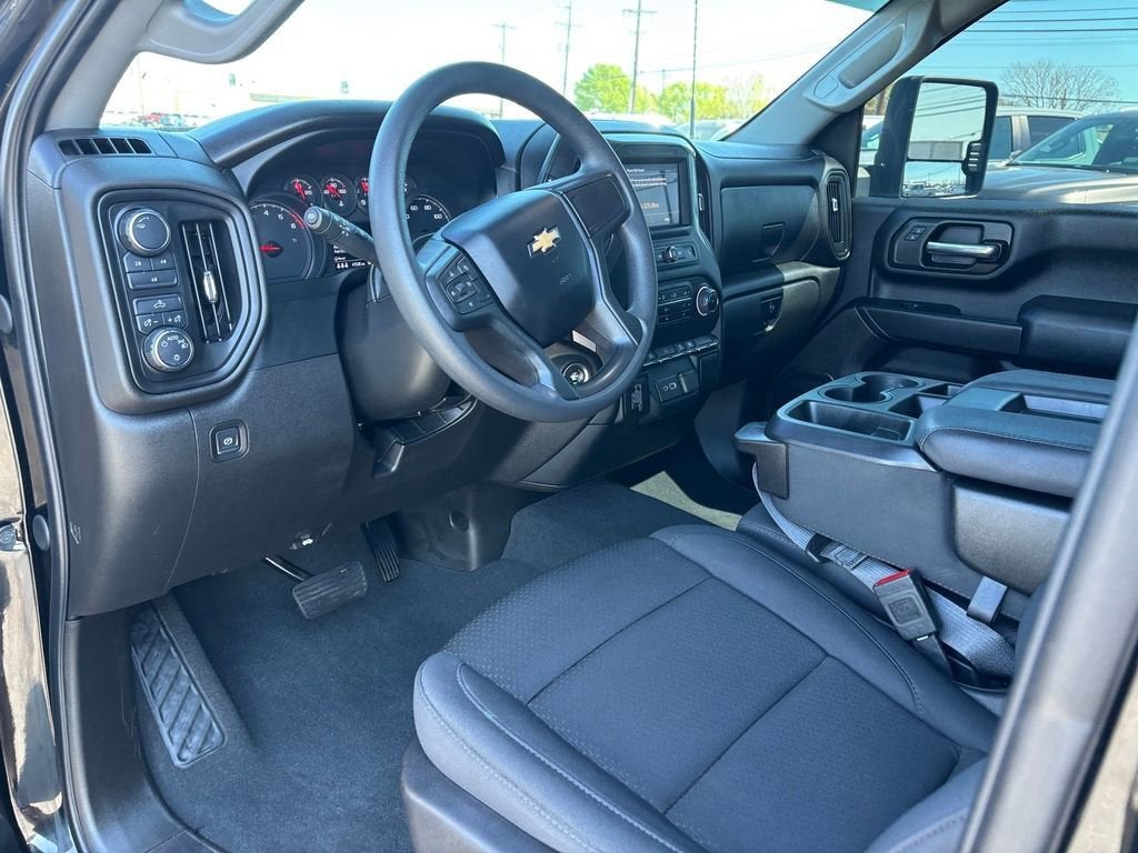 2024 Chevrolet Silverado 2500 HD Custom