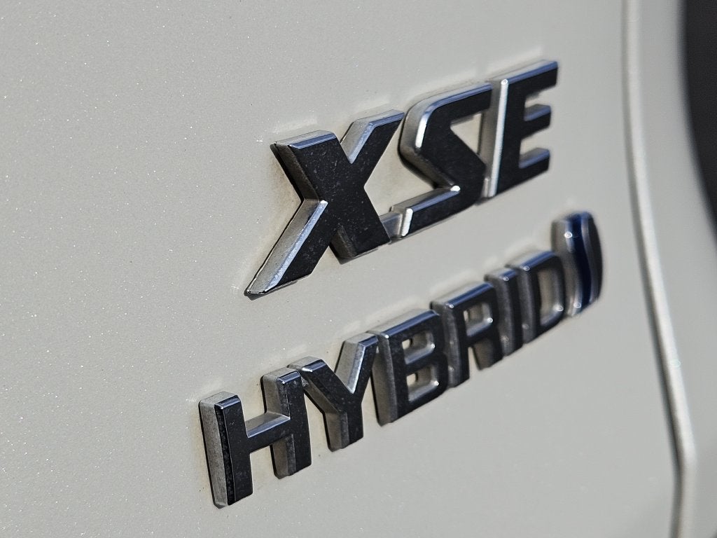2024 Toyota RAV4 Hybrid XSE